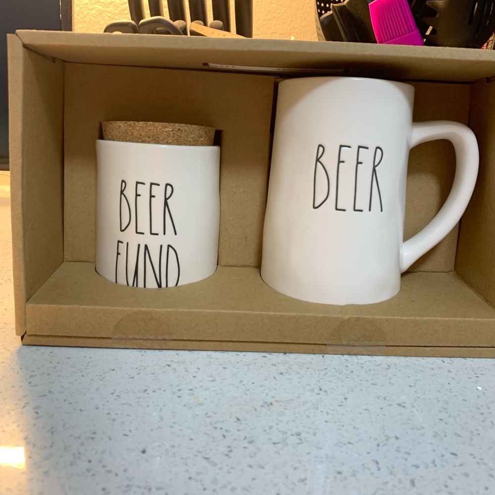 ❌ sold ❌ Rae Dunn Beer Set